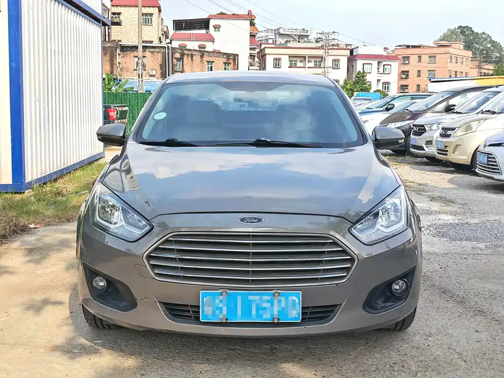 Ford Escort — миниатюра 3