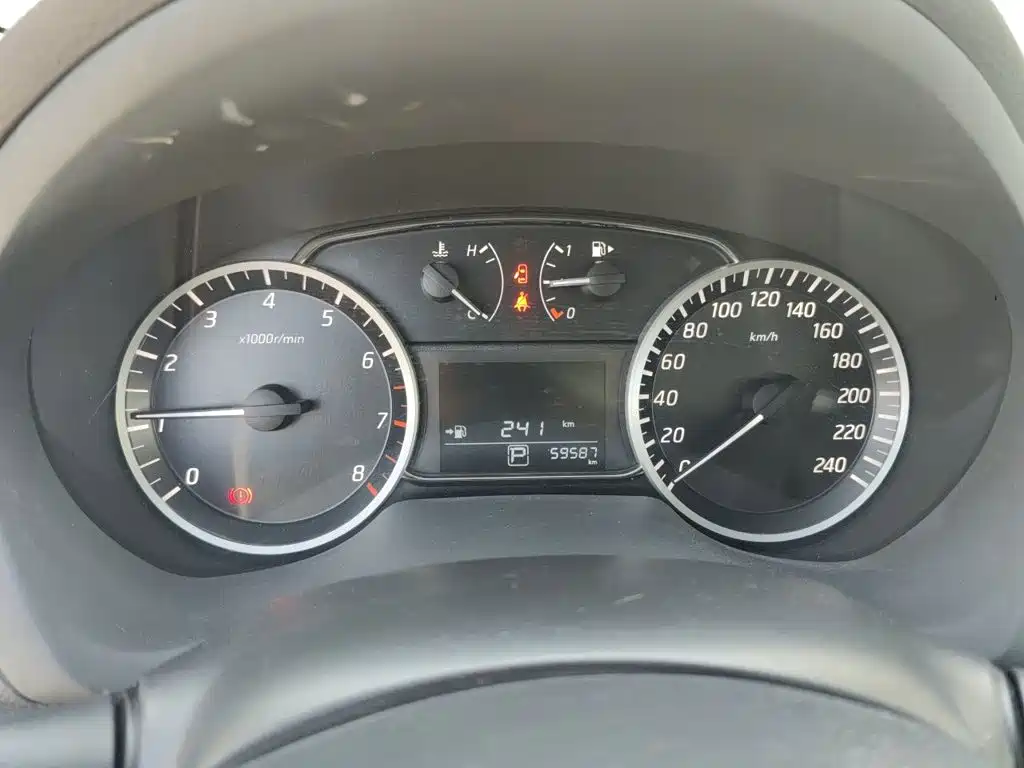 Nissan Sylphy — миниатюра 7