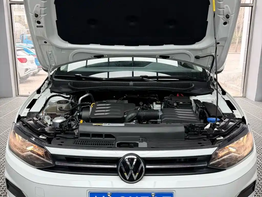 Volkswagen Polo — миниатюра 16