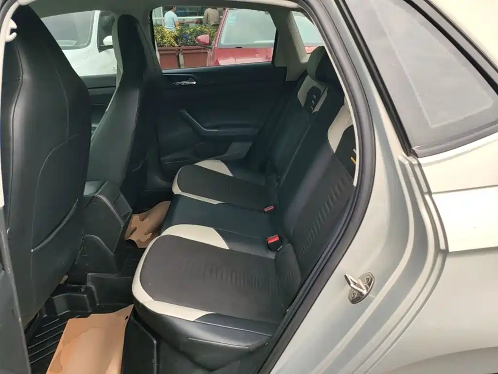Volkswagen Polo — миниатюра 17