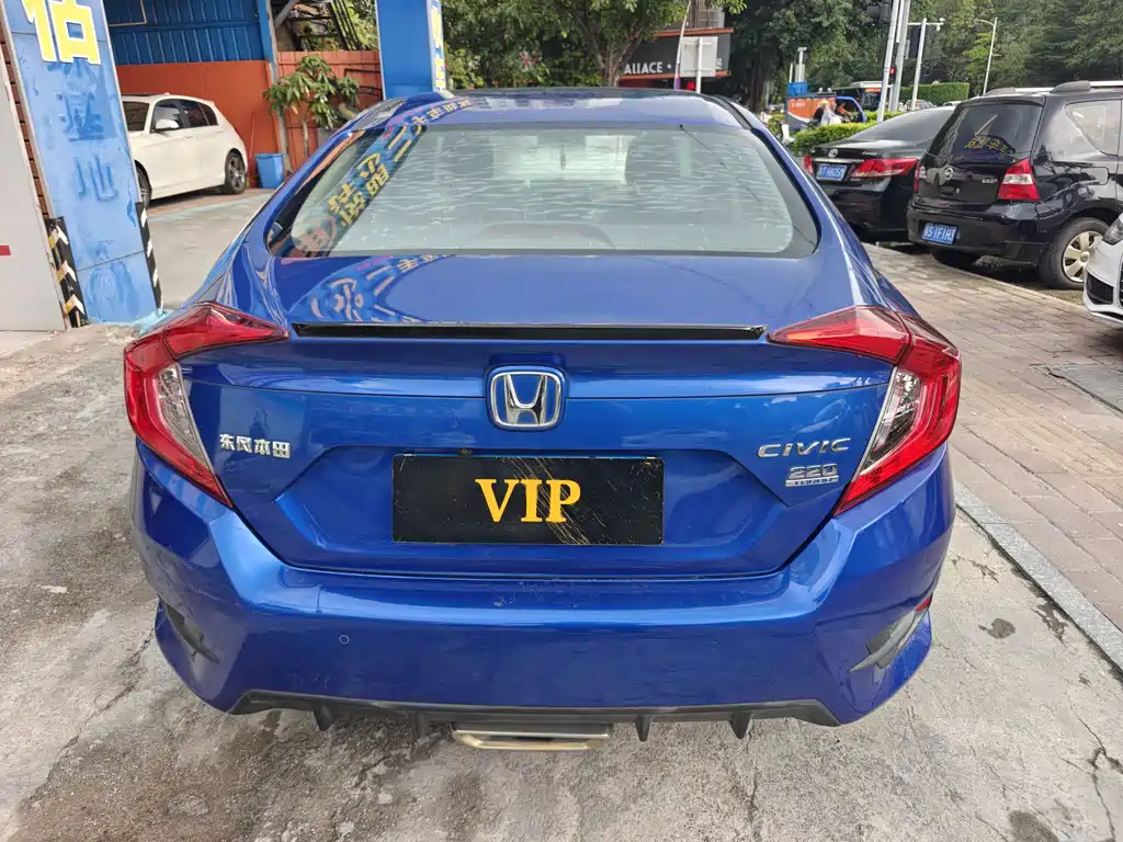 Honda Civic — миниатюра 6