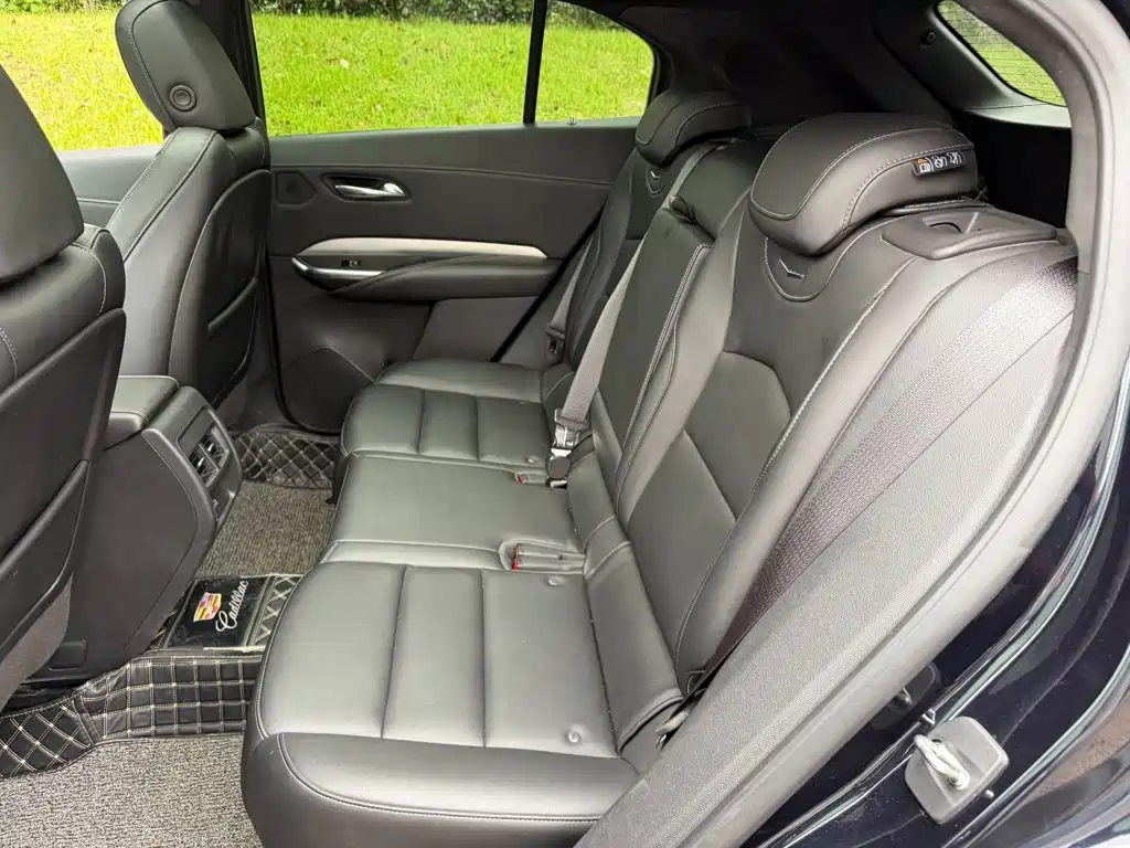 Cadillac XT4 — миниатюра 12