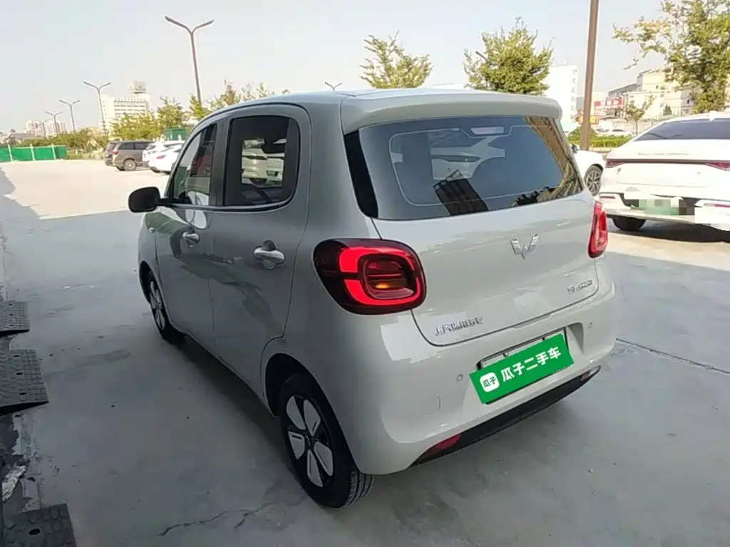 Wuling MINIEV — миниатюра 5
