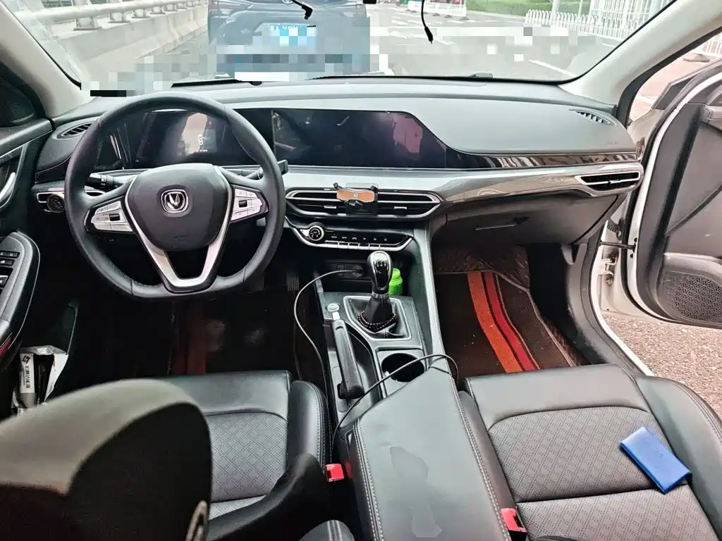 Changan Eado — миниатюра 5