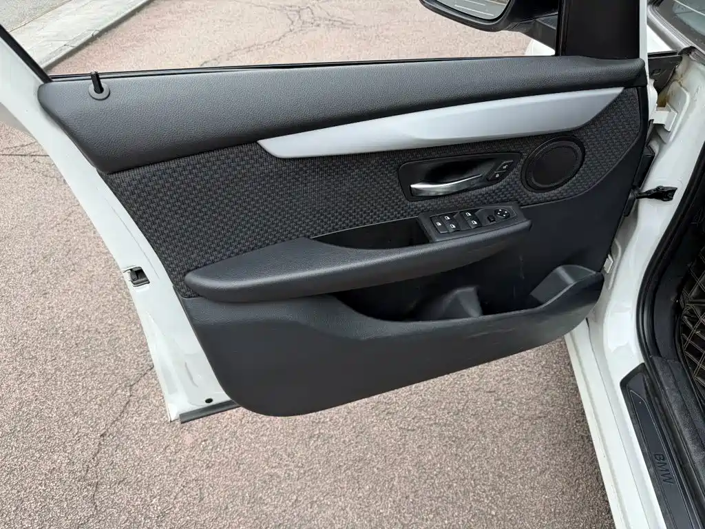 BMW 2 Series Gran Tourer — миниатюра 6