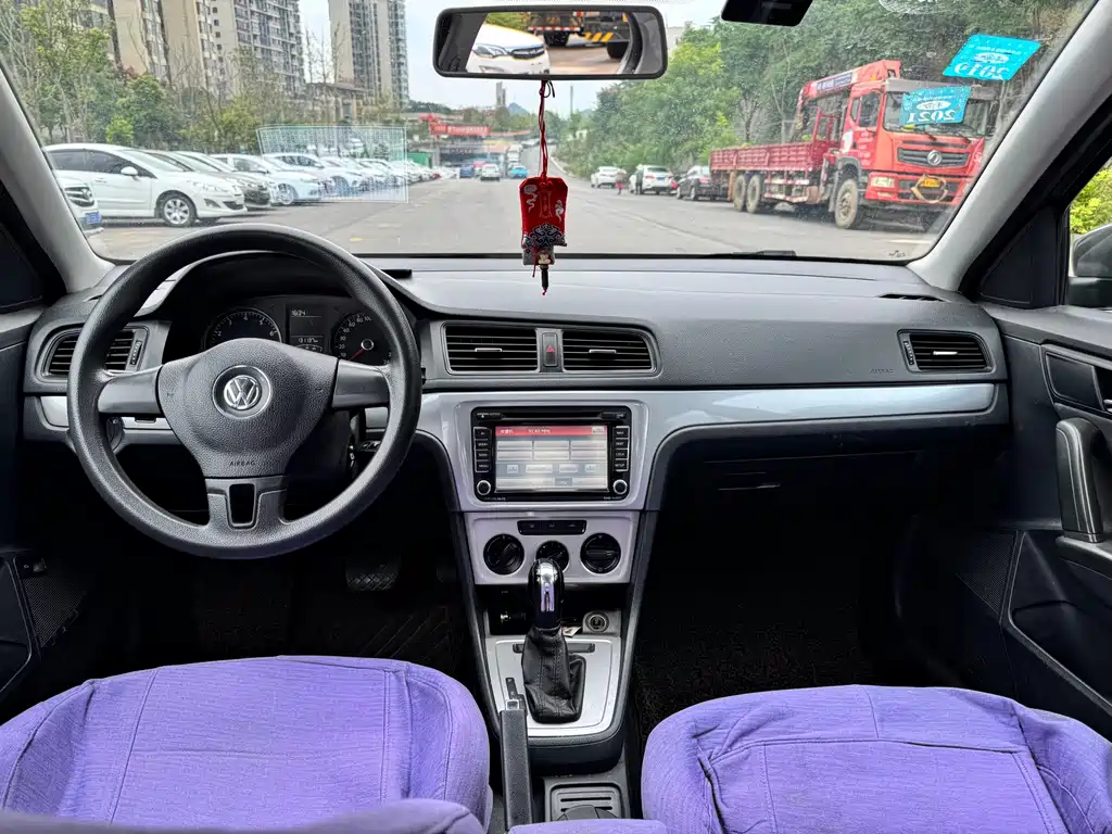 Volkswagen Lavida — миниатюра 6