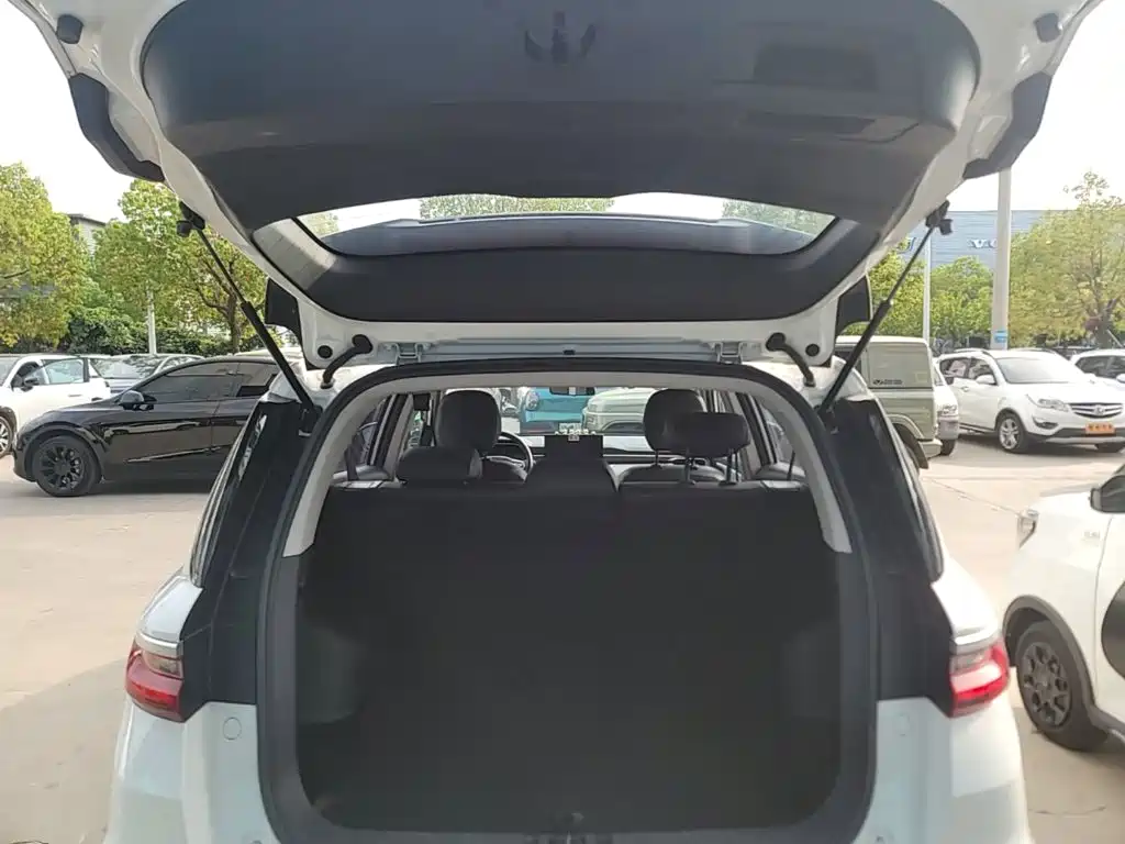 Geely Vision X6 — миниатюра 19
