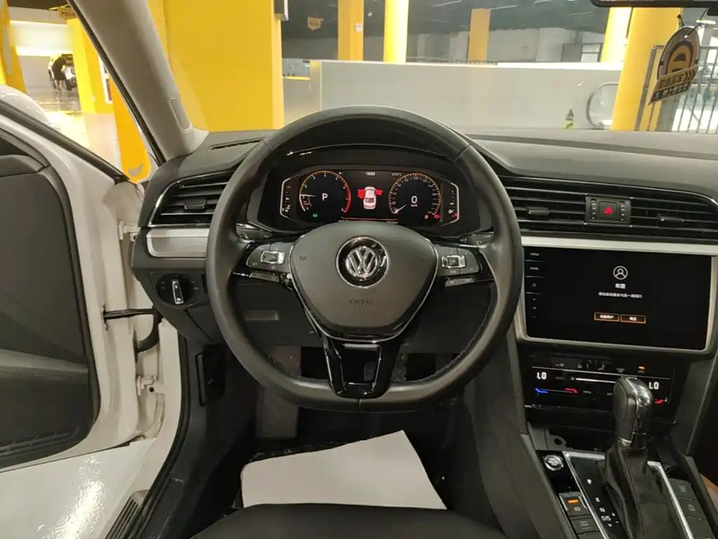 Volkswagen Lamando — миниатюра 11