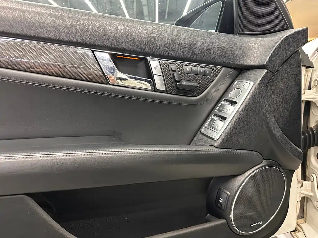 Mercedes-Benz C-Class A MG C AMG 2009 AMG C 63