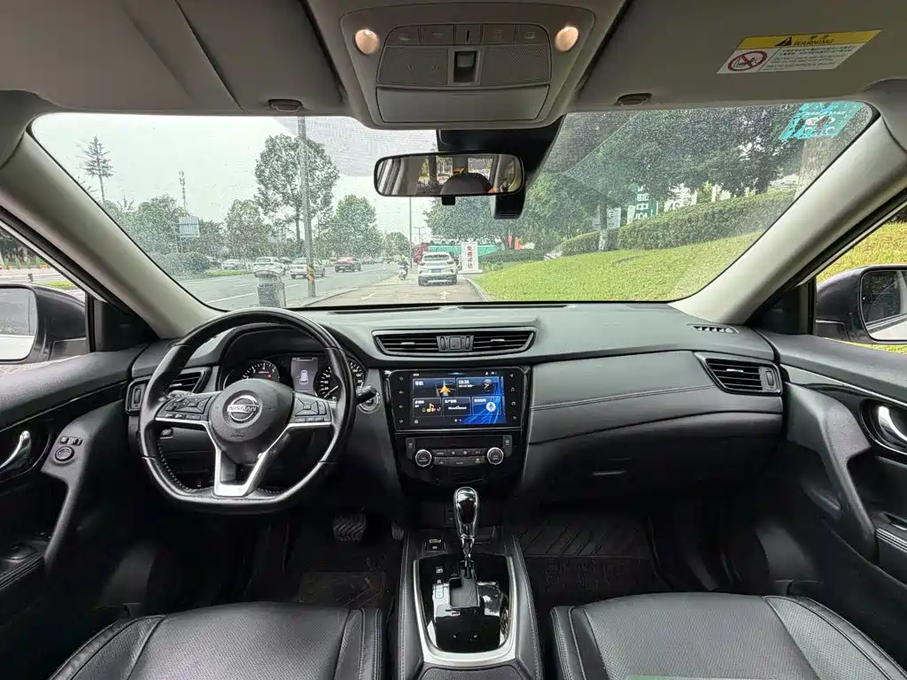 Nissan X-Trail — миниатюра 13