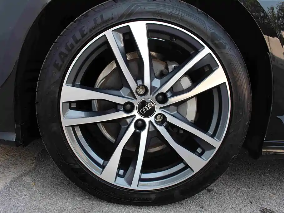 Audi A6L — миниатюра 13