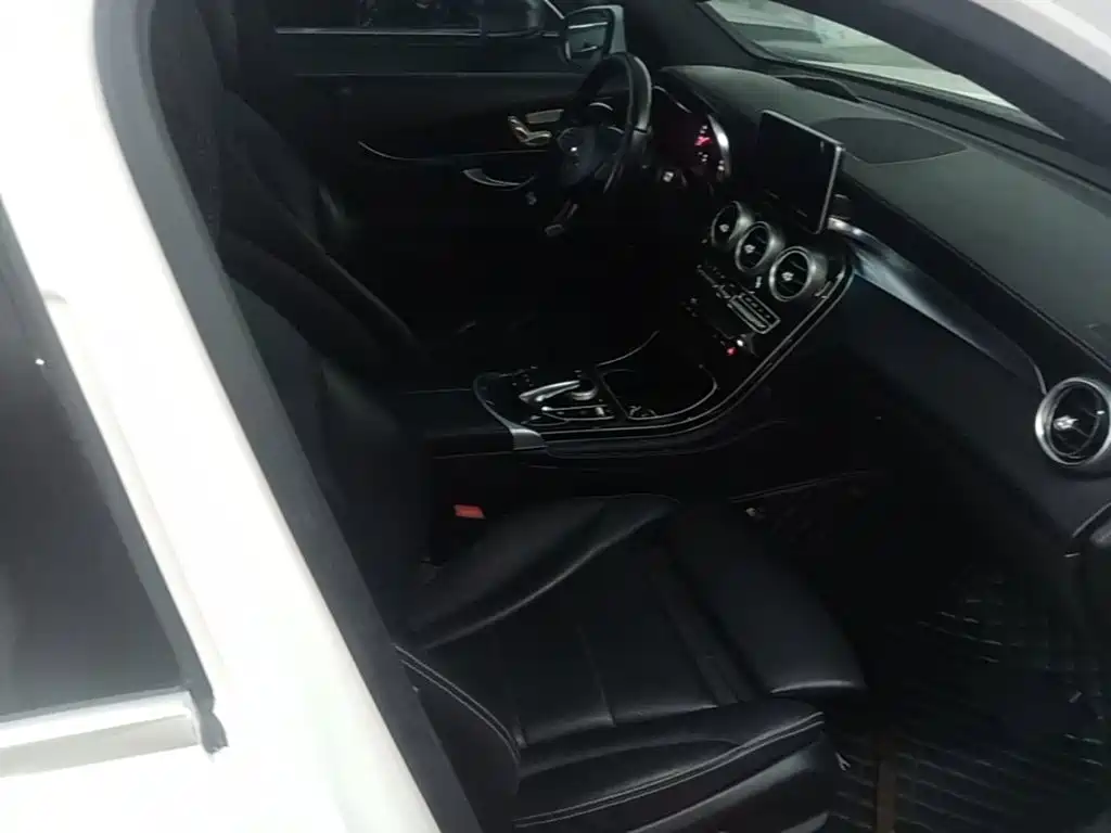 Mercedes-Benz GLC — миниатюра 25