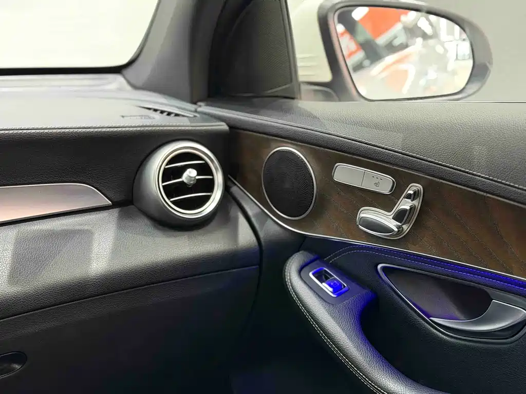 Mercedes-Benz GLC — миниатюра 13