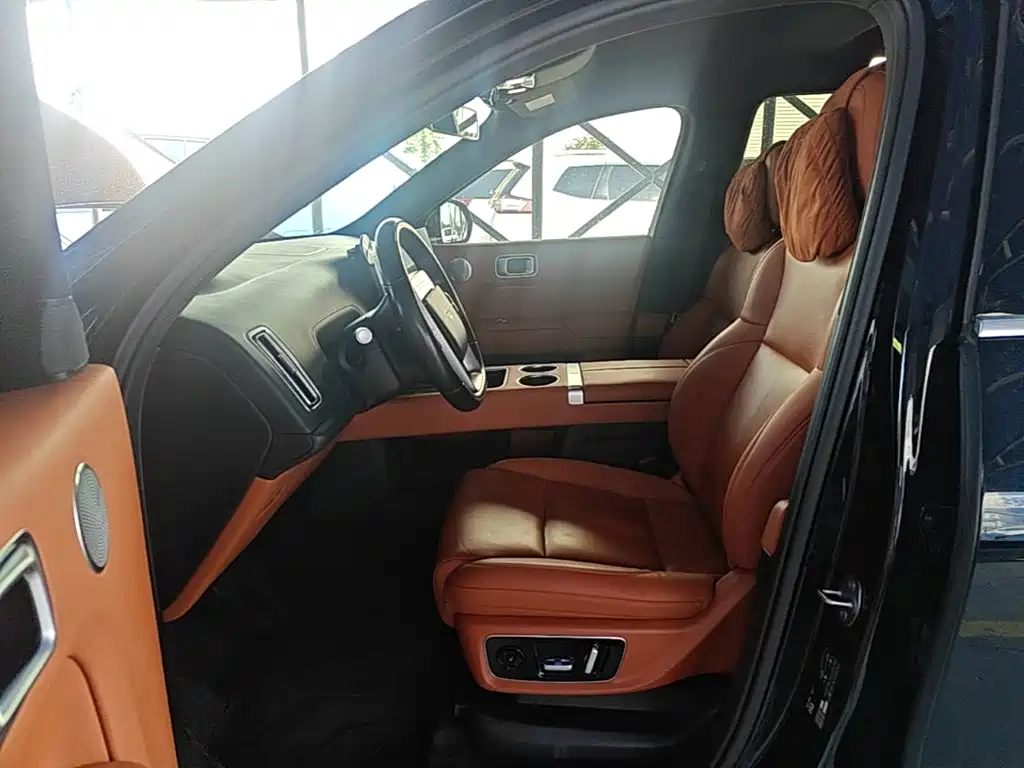 Li Auto Li L8 — миниатюра 20