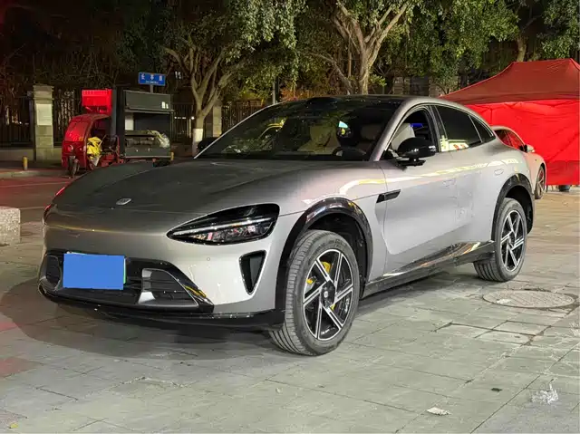 XIAOMI CAR XIAOMI YU7 2025