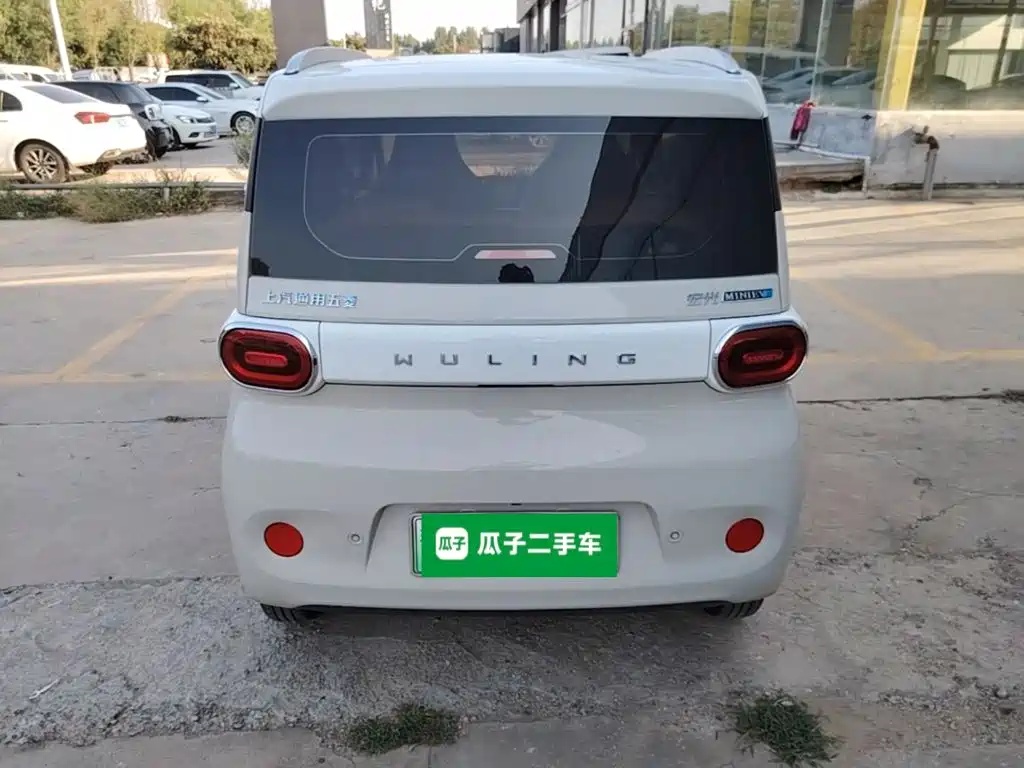 Wuling MINIEV — миниатюра 6