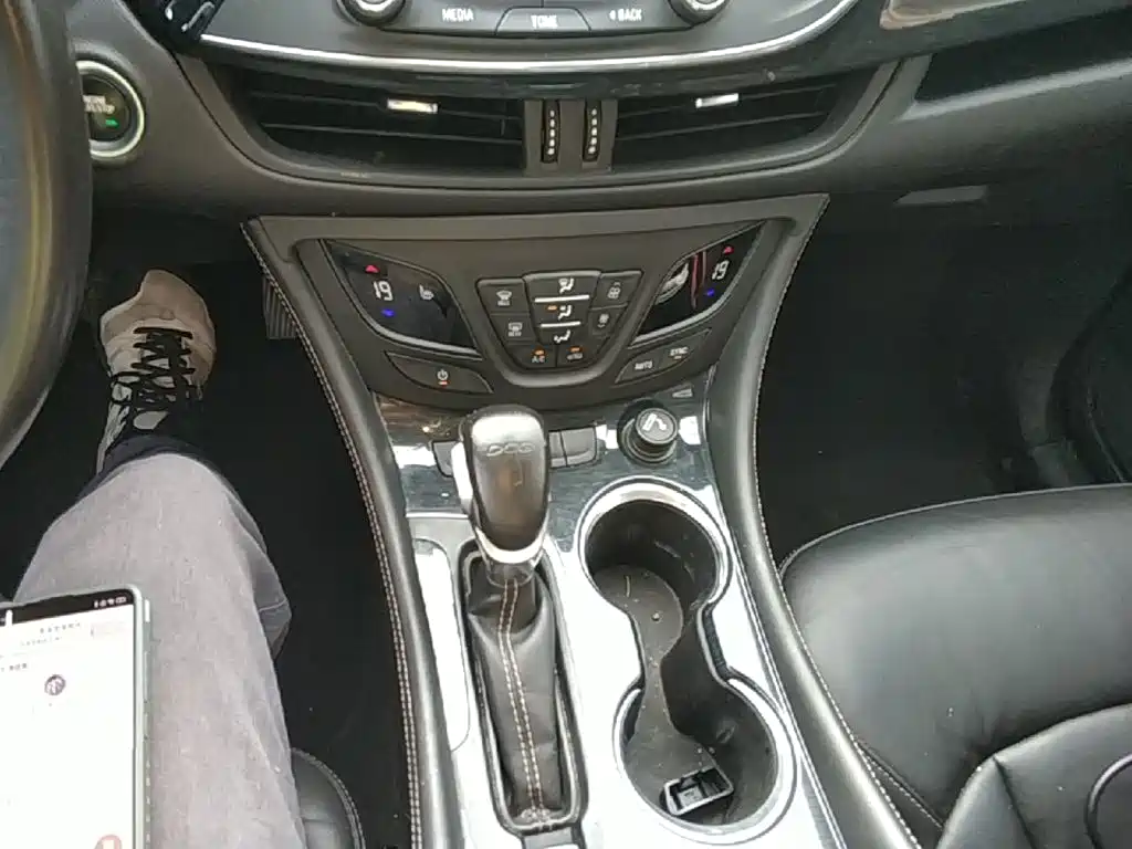 Buick Envision Plus — миниатюра 14