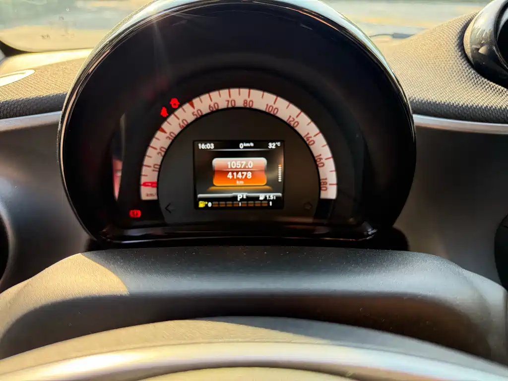 smart Smart Fortwo — миниатюра 10