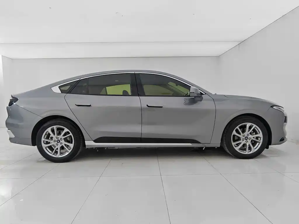 Ford Mondeo — миниатюра 22