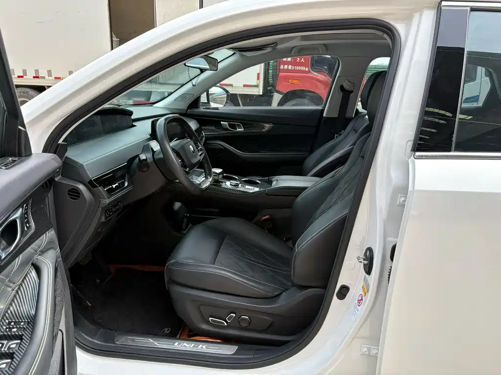 Changan UNI-K iDD — миниатюра 7