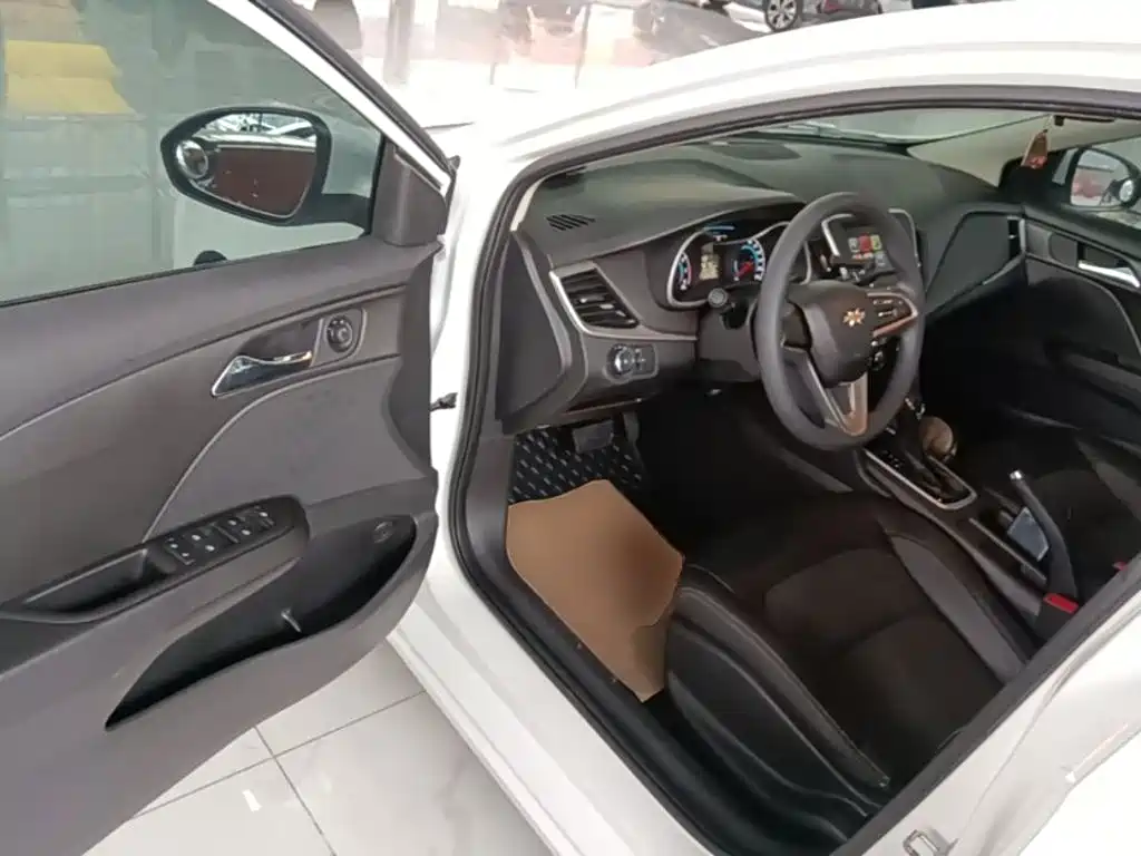 Chevrolet Cavalier — миниатюра 16