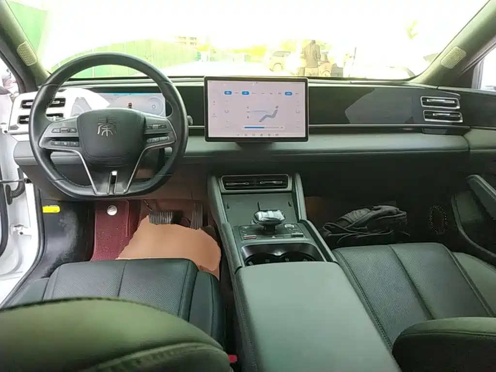BYD Qin L — миниатюра 10