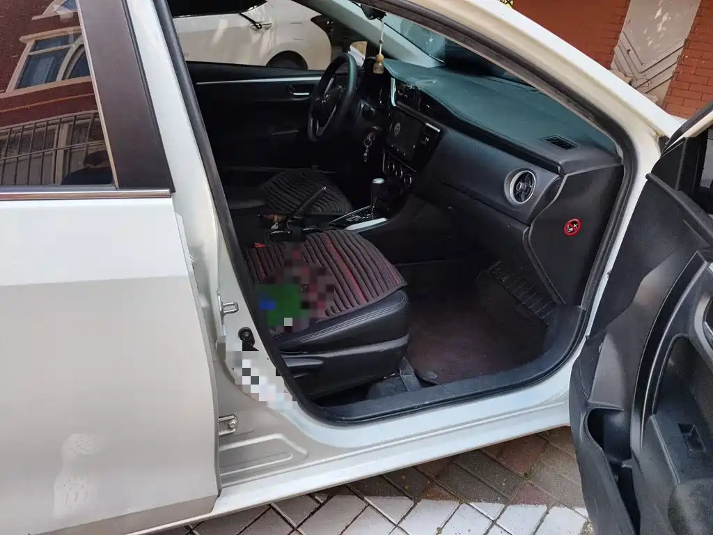 Toyota Corolla — миниатюра 17