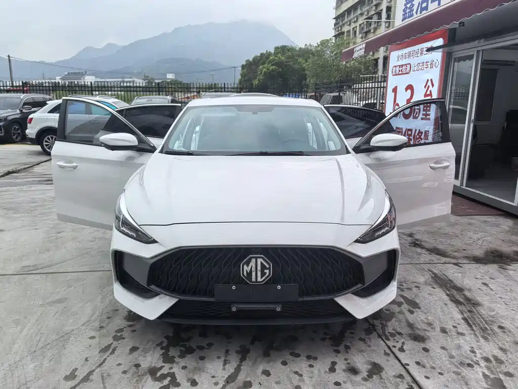 MG MG5 — миниатюра 7
