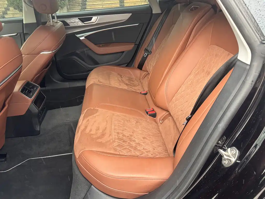 Audi A7L — миниатюра 14