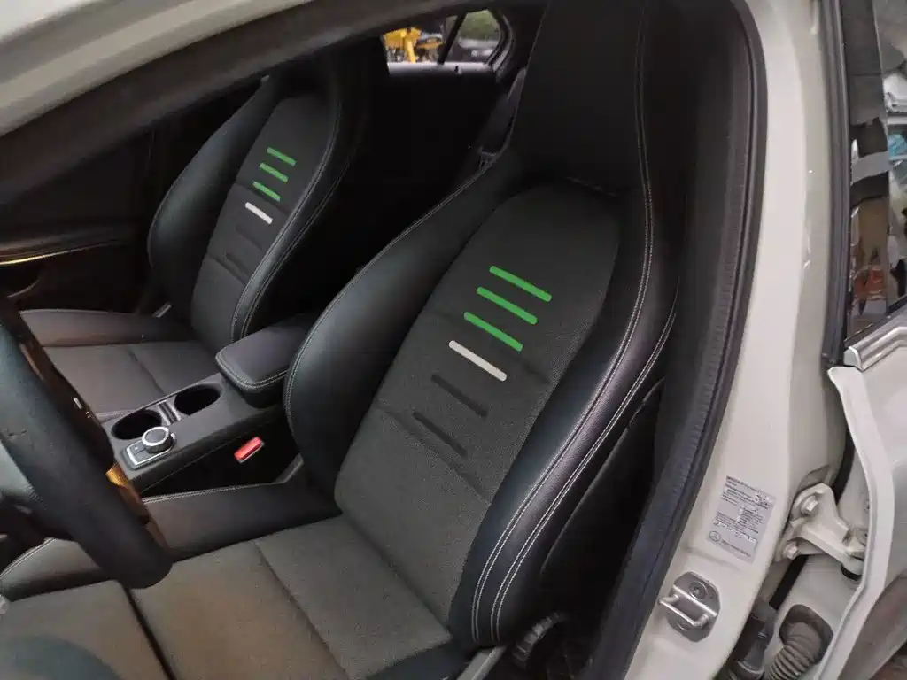 Mercedes-Benz A-Class (Import) — миниатюра 18