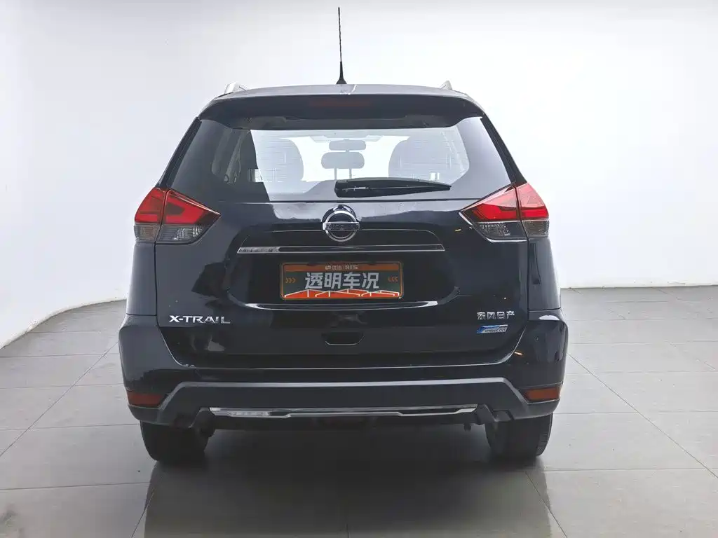Nissan X-Trail 2017 2.0L CVT Comfort 2WD