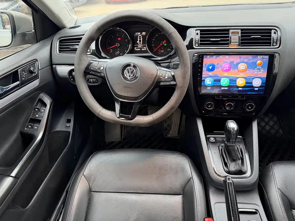 Volkswagen Sagitar — миниатюра 5