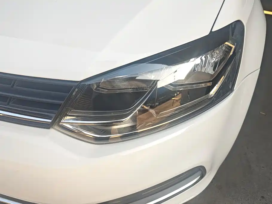 Volkswagen Polo — миниатюра 5