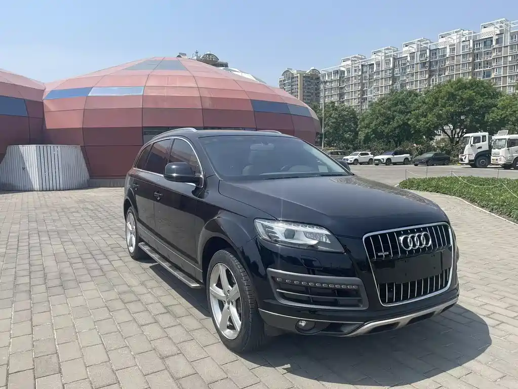 Audi Q7 2010 3.6 FSI quattro Luxury