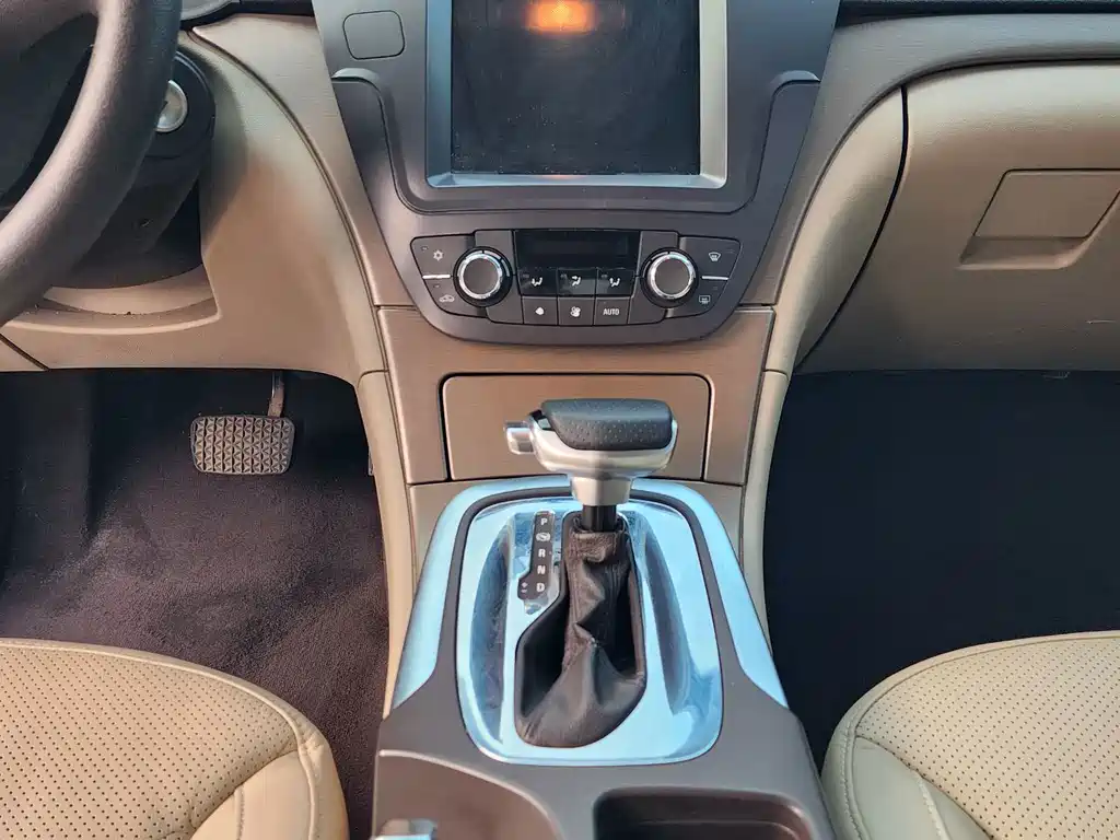 Buick Regal — миниатюра 10