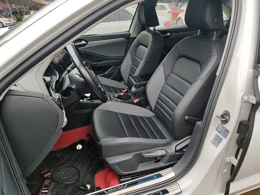 Volkswagen Sagitar — миниатюра 15
