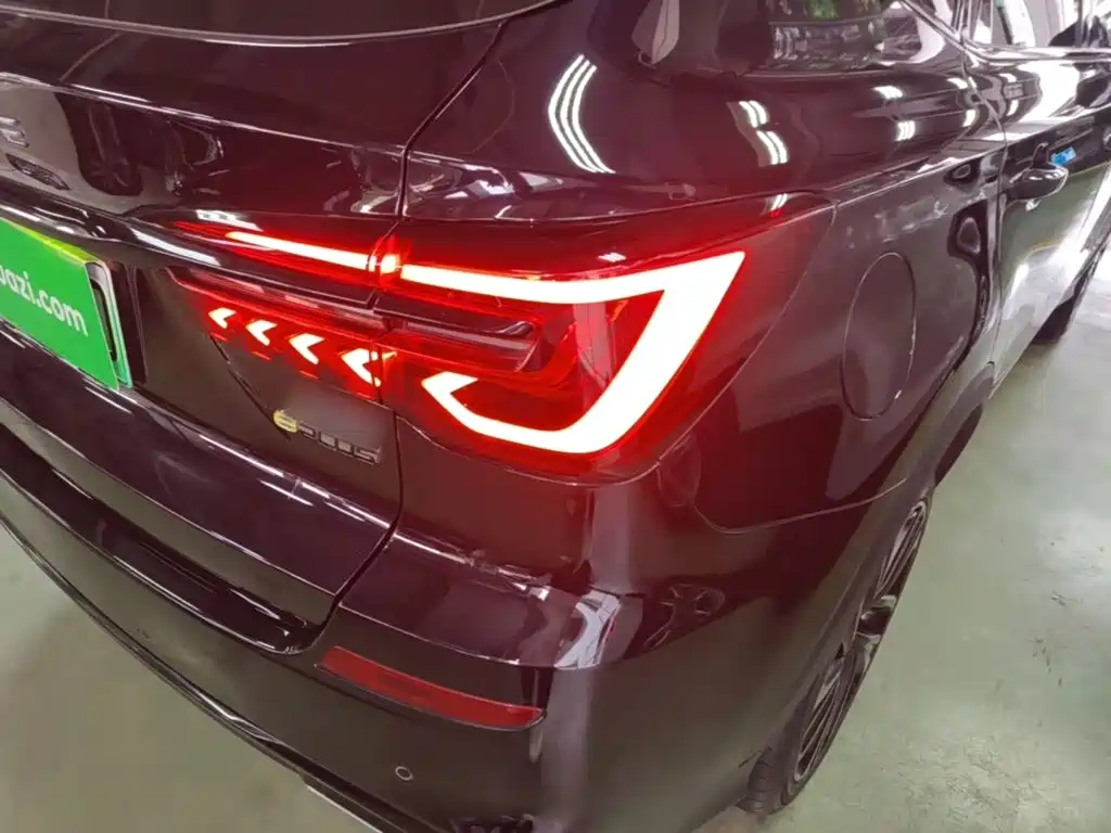 Roewe RX5 eMAX — миниатюра 8