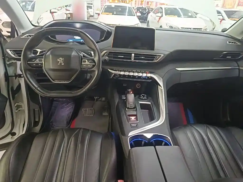 Peugeot 4008 — миниатюра 10