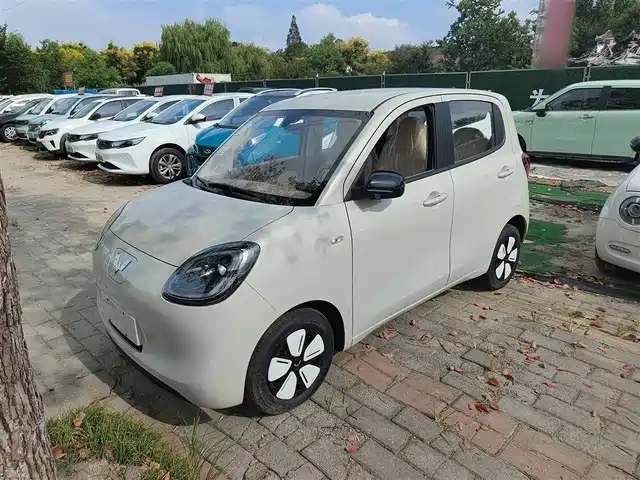 WULING AUTOMOBILE HONGGUANG MINIEV
