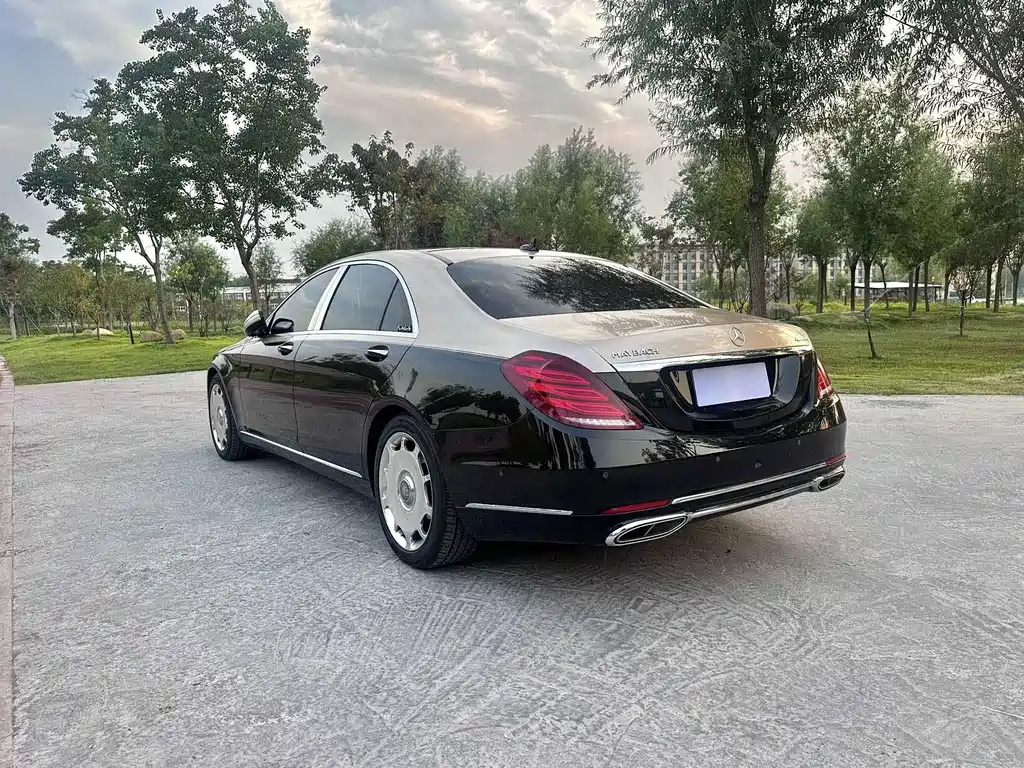 Mercedes-Benz S-Class — миниатюра 8