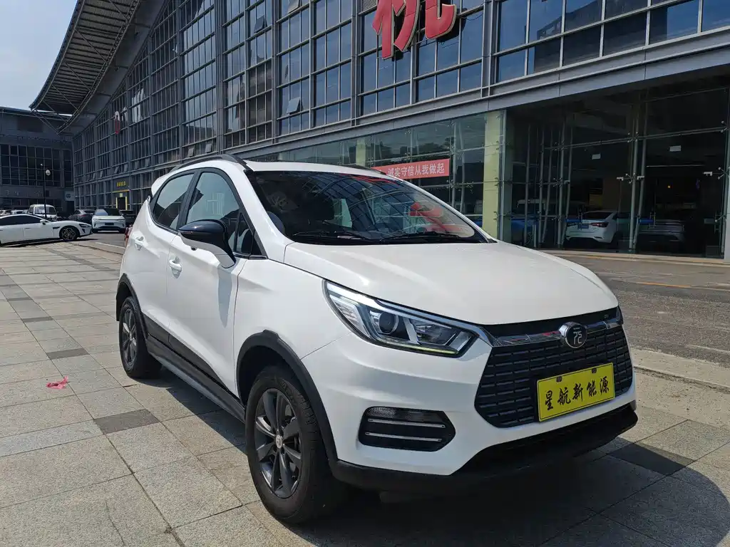 BYD Yuan EV — миниатюра 3