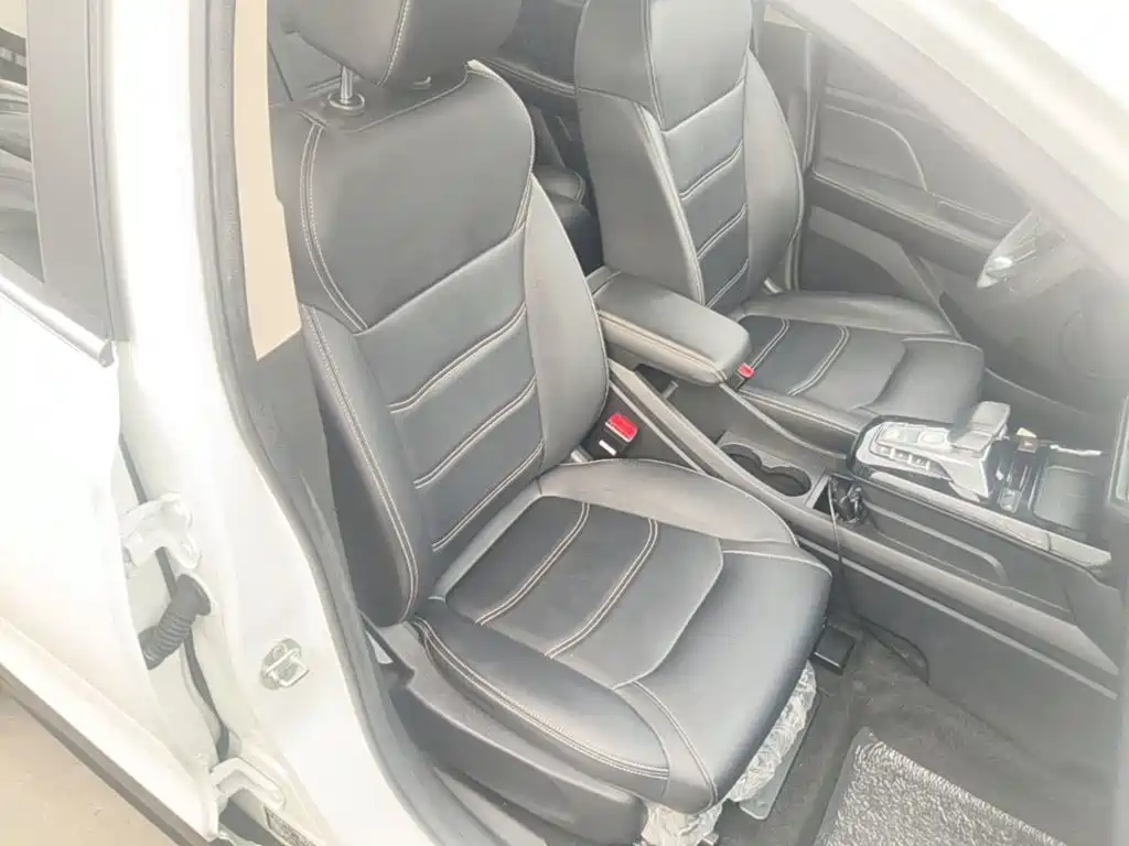 BYD Yuan EV — миниатюра 25