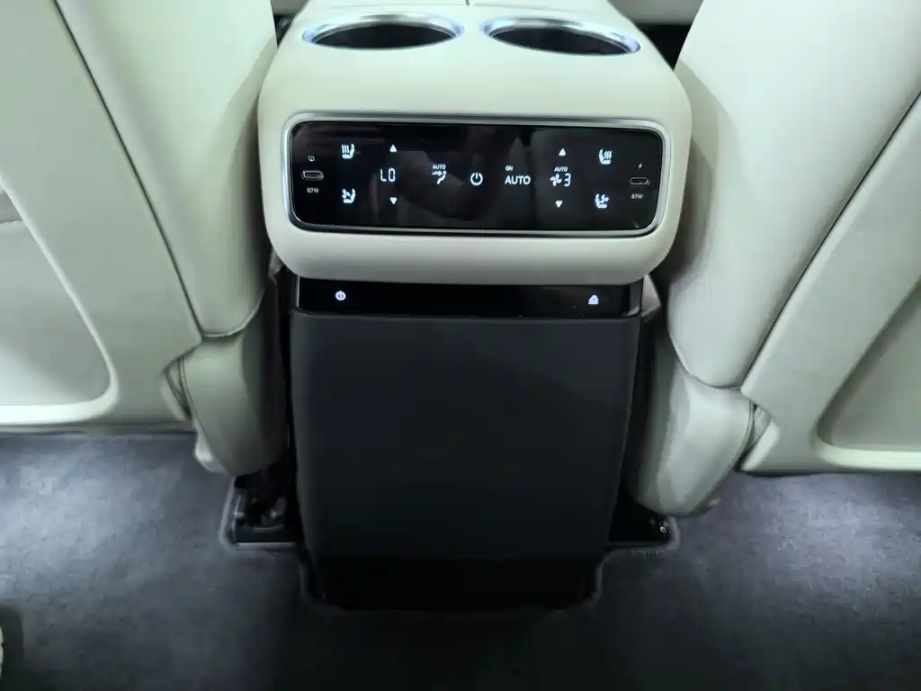 Li Auto Li L8 — миниатюра 4