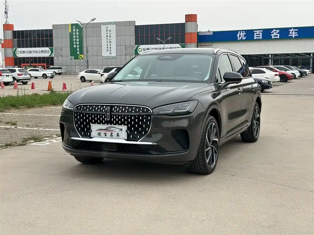 Lincoln Corsair 2023