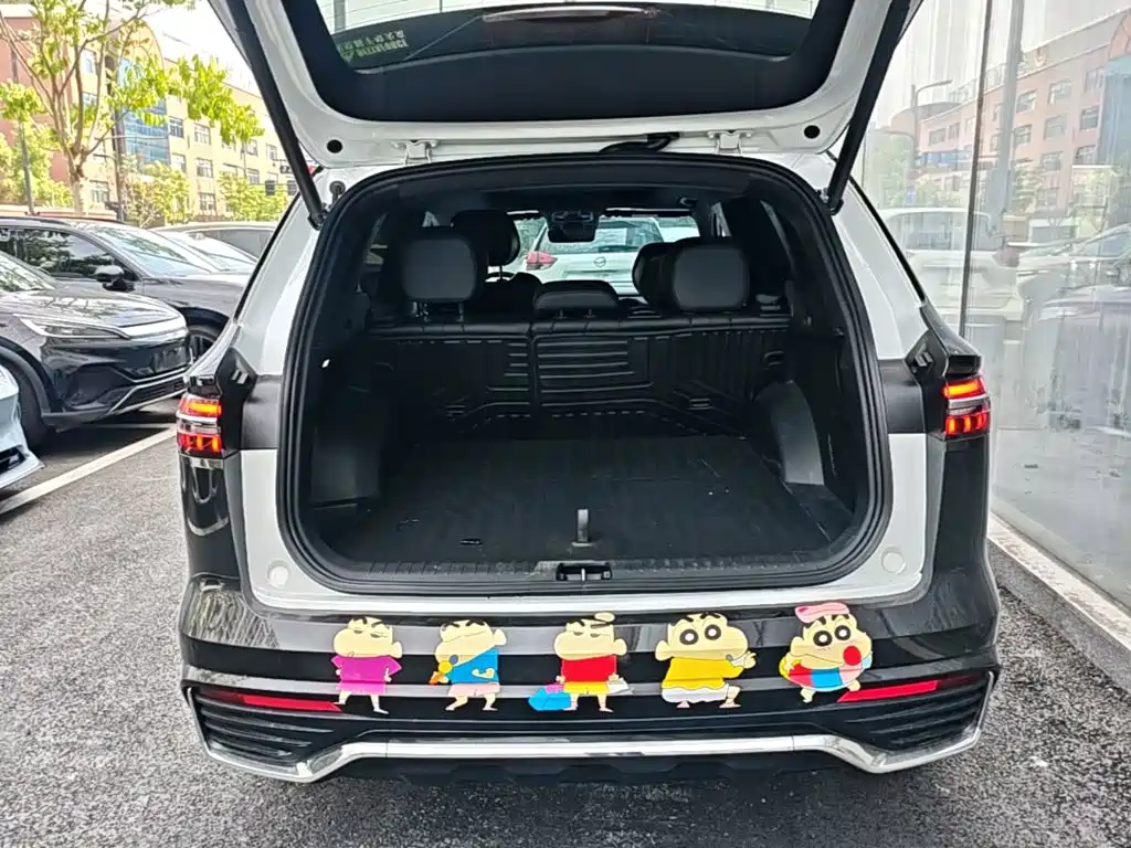 Geely Xingyue L — миниатюра 19