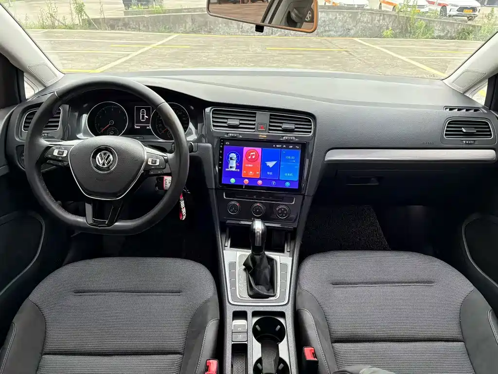 Volkswagen Golf — миниатюра 8