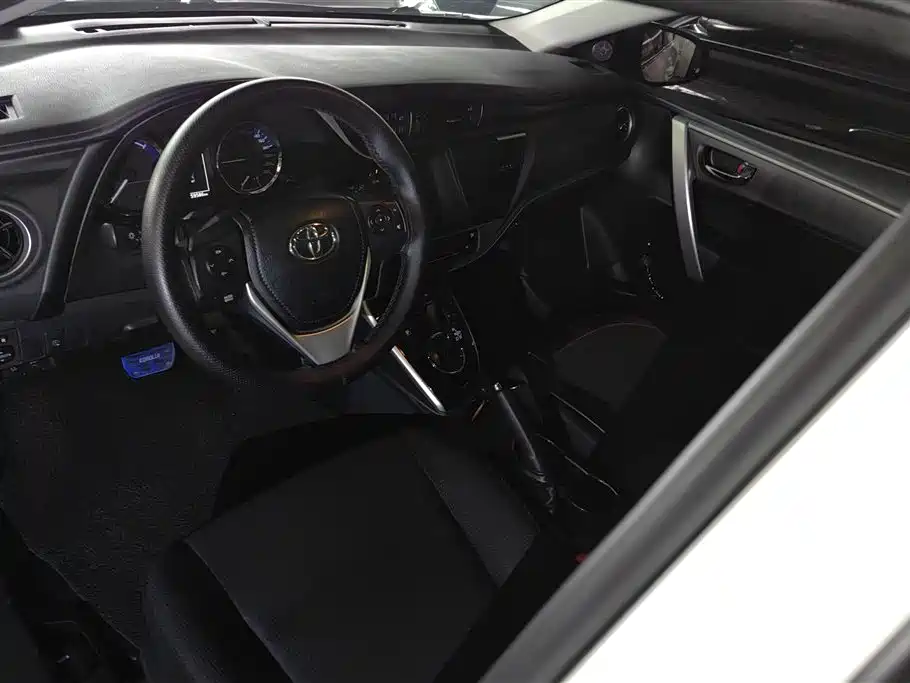 TOYOTA COROLLA DUAL ENGINE E+