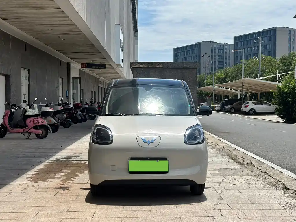 Wuling MINIEV