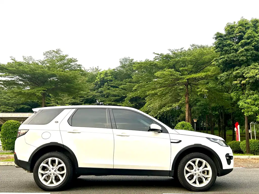 Land Rover Discovery Sport — миниатюра 5