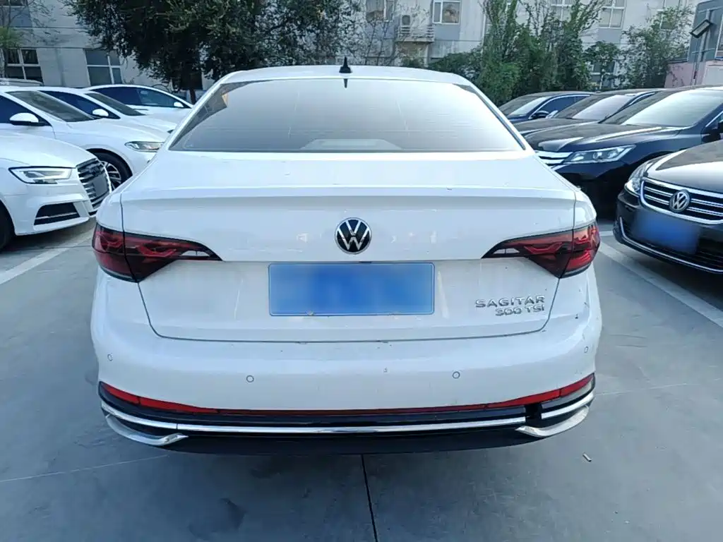 Volkswagen Sagitar — миниатюра 6
